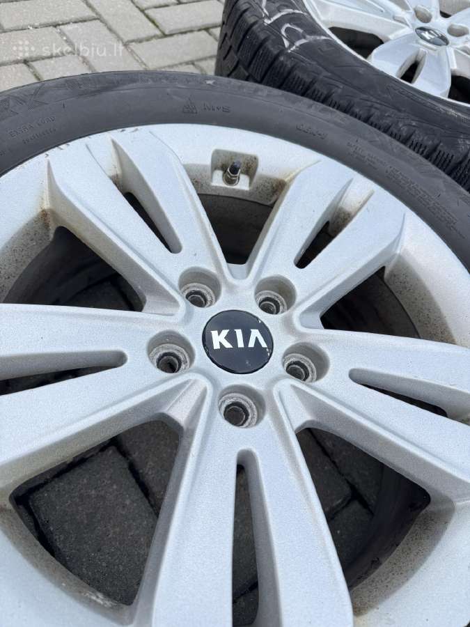 R17 Kia originalūs ratai su žieminėmis padangom - nuotraukos Nr. 2