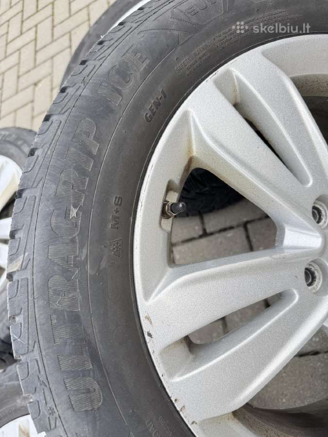 R17 Kia originalūs ratai su žieminėmis padangom - nuotraukos Nr. 3