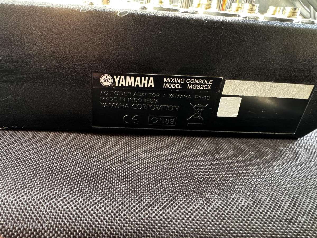 Yamaha garso pultas - nuotraukos Nr. 2