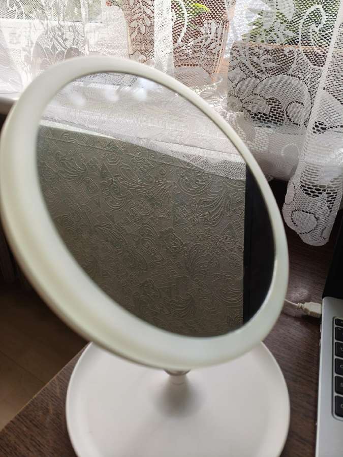Kosmetinis veidrodis su LED apšvietimu - nuotraukos Nr. 9