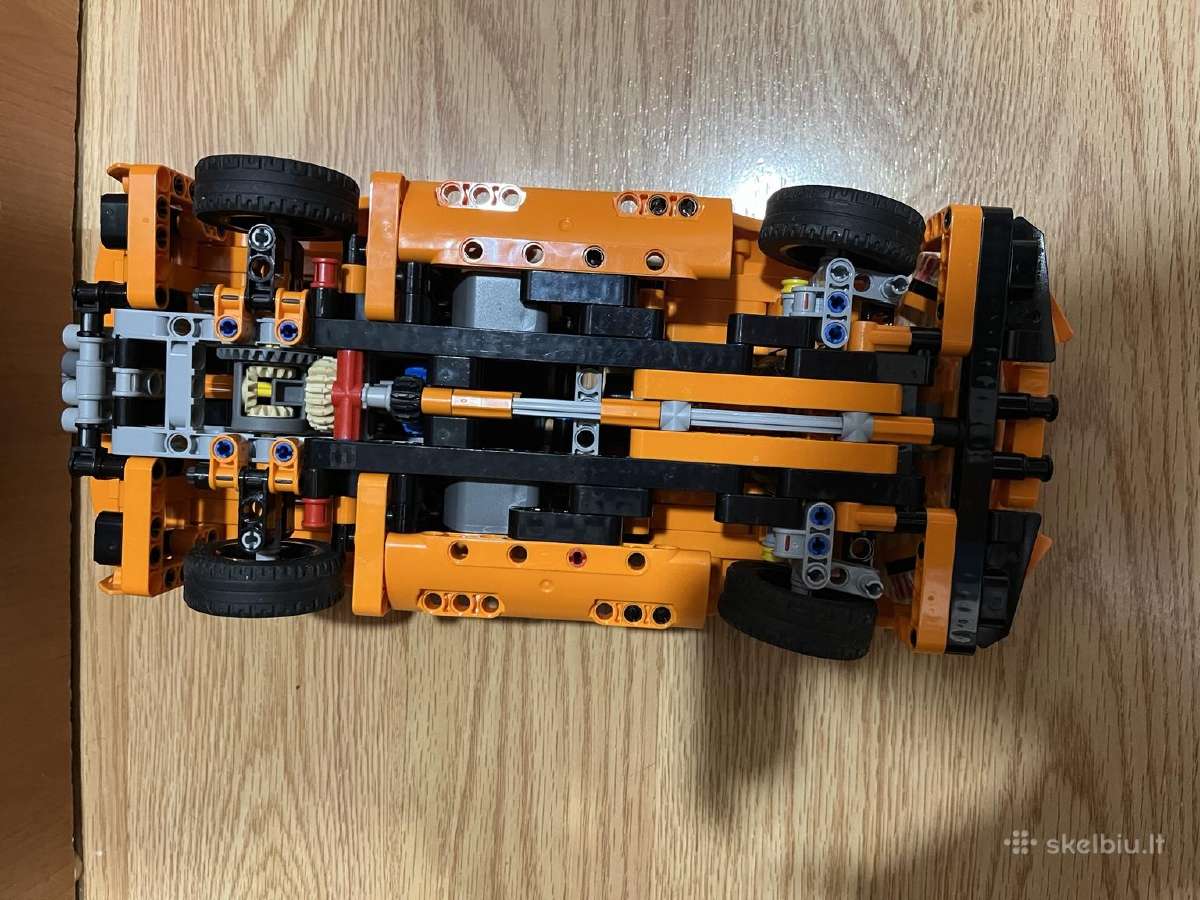 Lego Technic 42093 Chevrolet Corvette Zr1 - nuotraukos Nr. 6
