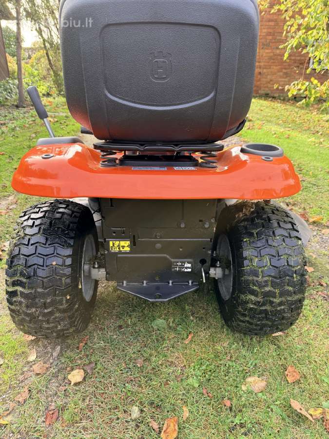Sodo traktoriukas Husqvarna Ts-138 - nuotraukos Nr. 6
