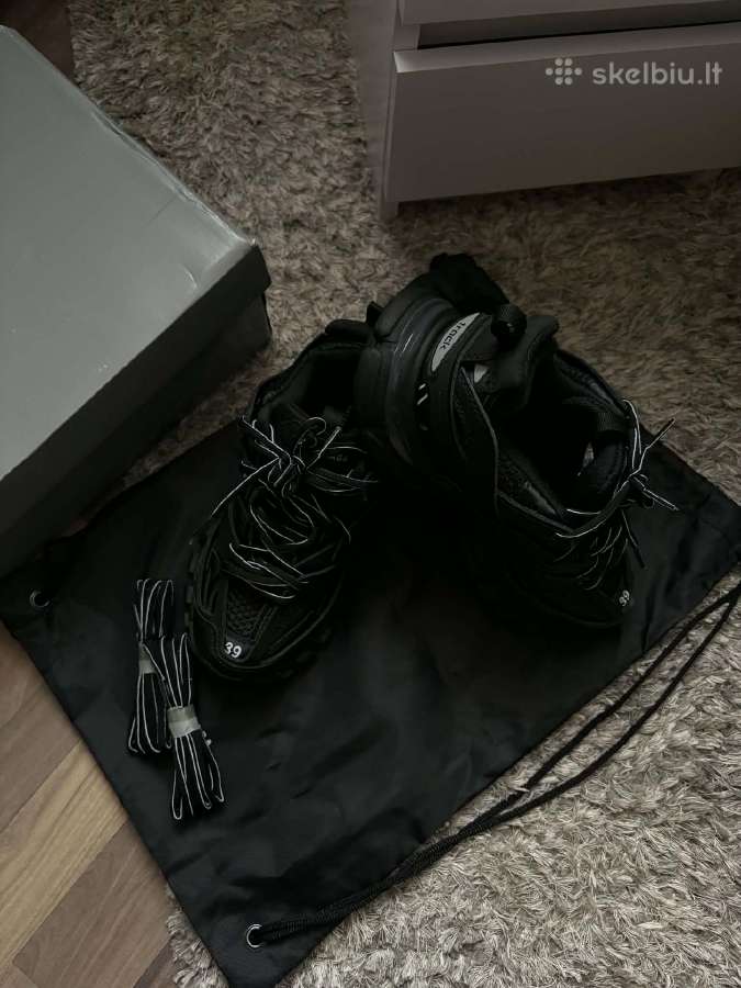 Balenciaga - nuotraukos Nr. 3