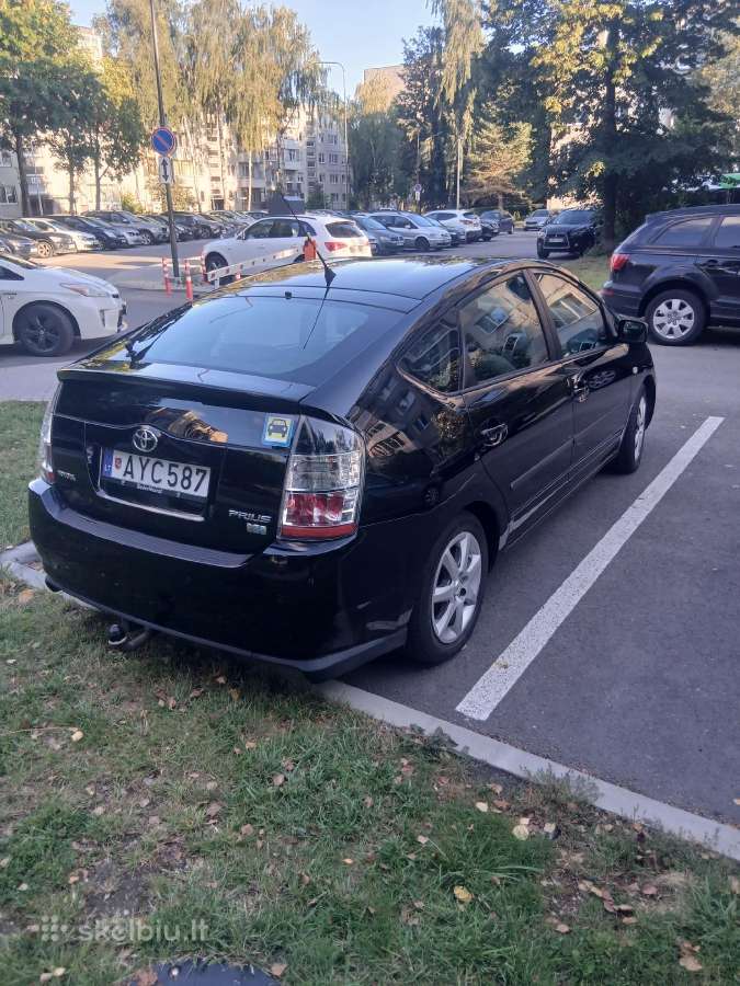 Prius nuoma - nuotraukos Nr. 4