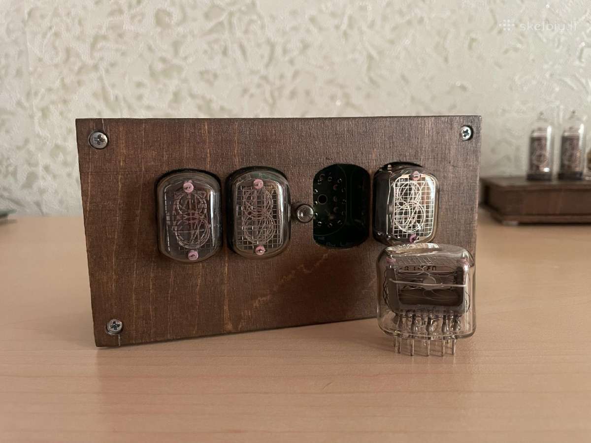 Laikrodis su indikatorinėmis In-12 Nixie lempomis - nuotraukos Nr. 2