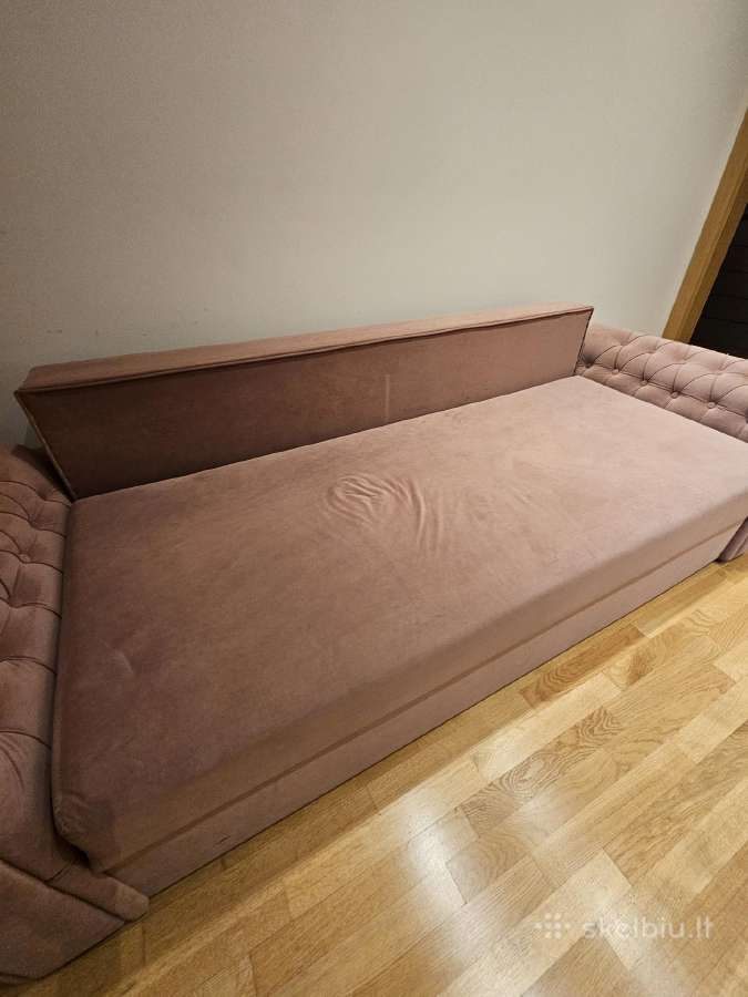 Šviesiai rožinė velvetinė sofa-lova. - nuotraukos Nr. 5