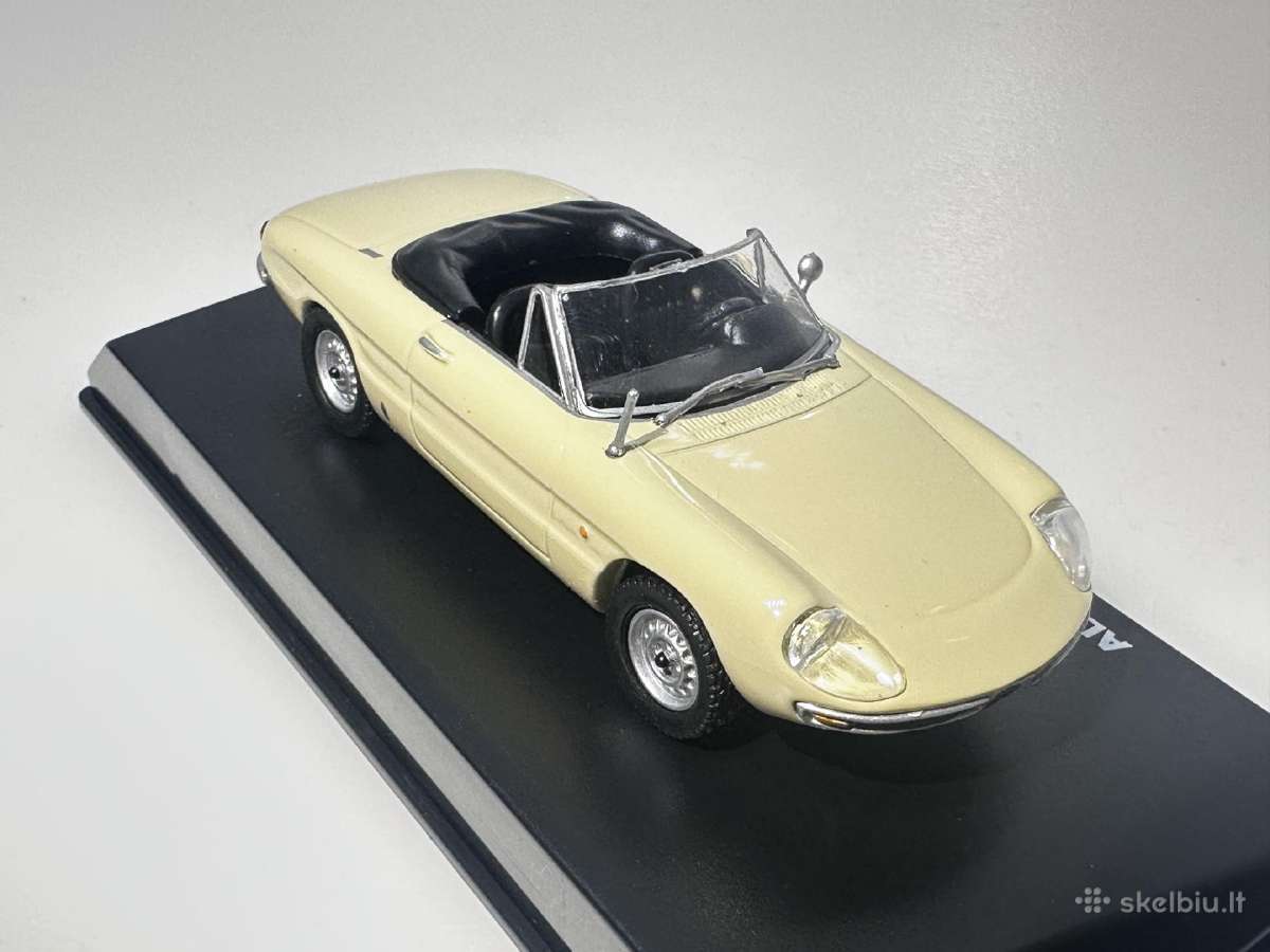 Alfa Romeo Spider Duetto 1600-1966 smėlio 1:43 - nuotraukos Nr. 5