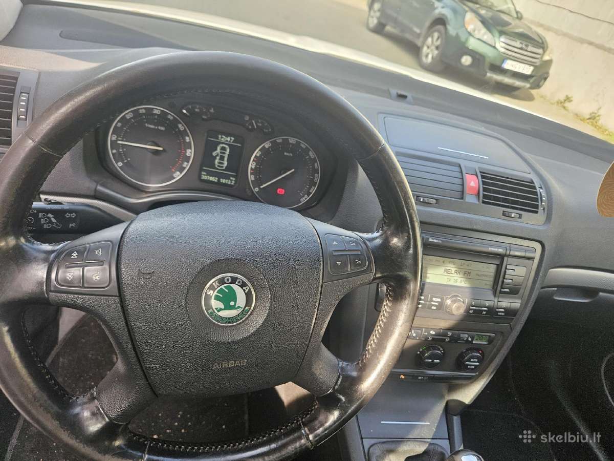 Skoda Octavia - nuotraukos Nr. 6