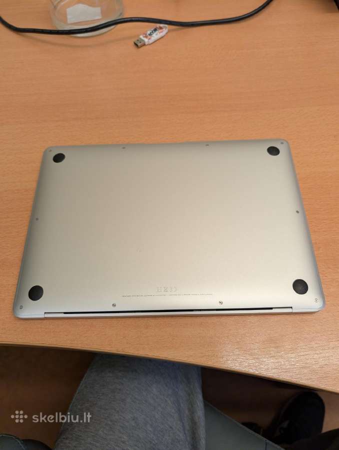 MacBook Air M1 A2337, neisijungia, donoras - nuotraukos Nr. 2