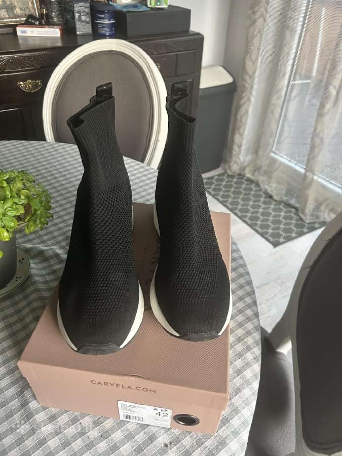 Beveik nauji Carvela itališki batai - nuotraukos Nr. 2