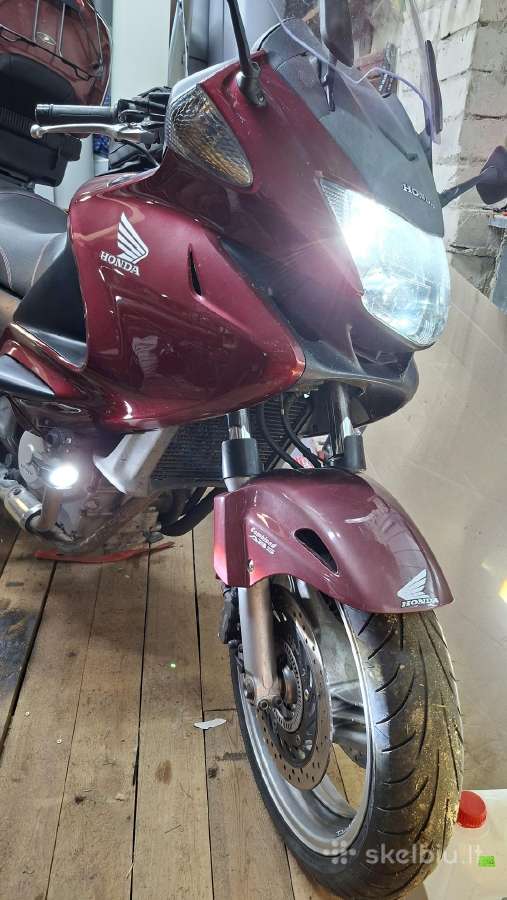 Honda nt 700 - nuotraukos Nr. 3