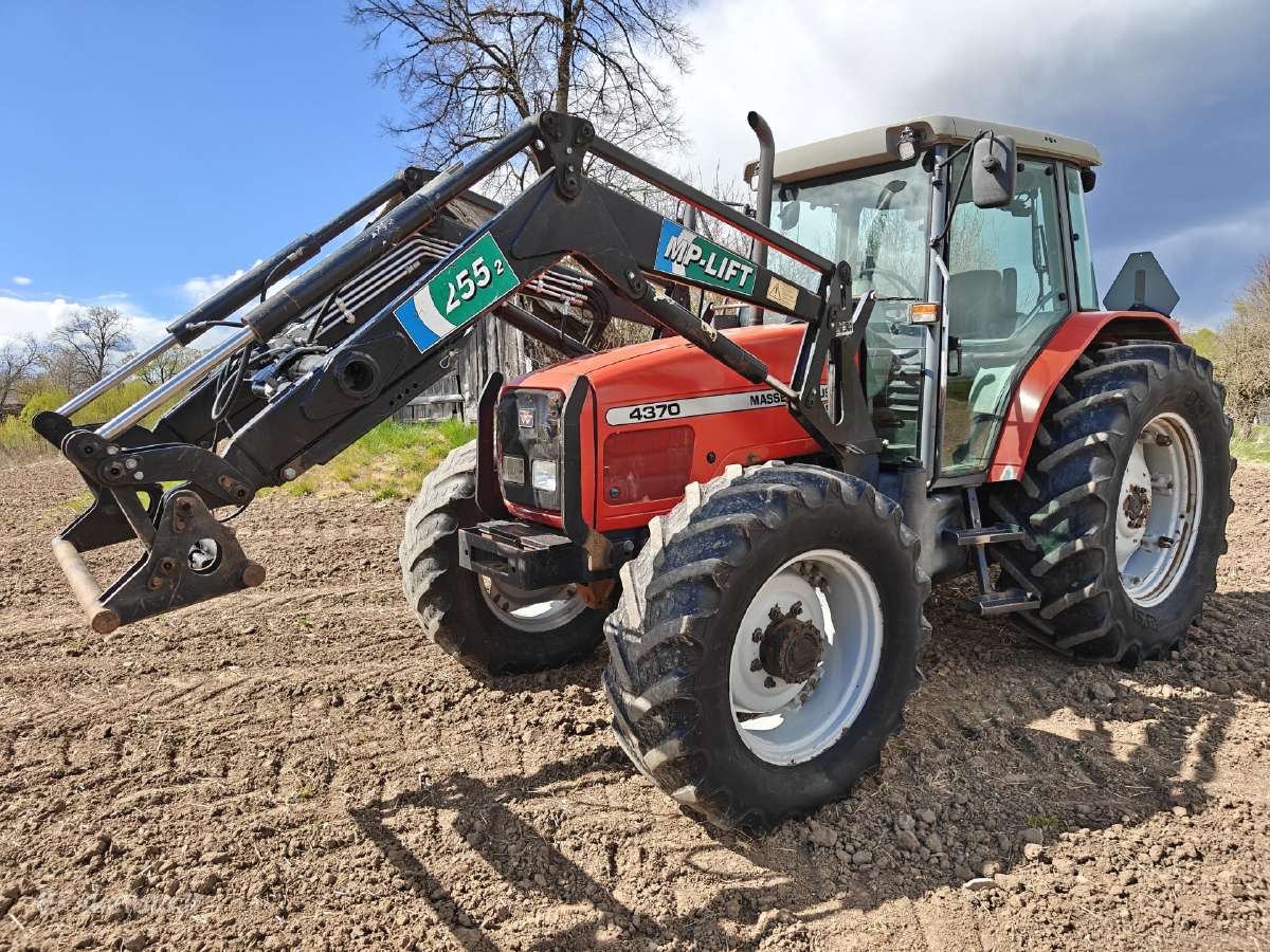 Massey Ferguson 4370 - nuotraukos Nr. 2