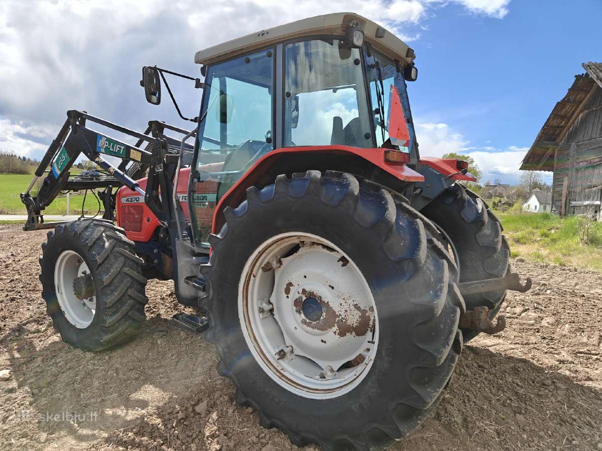 Massey Ferguson 4370 - nuotraukos Nr. 17