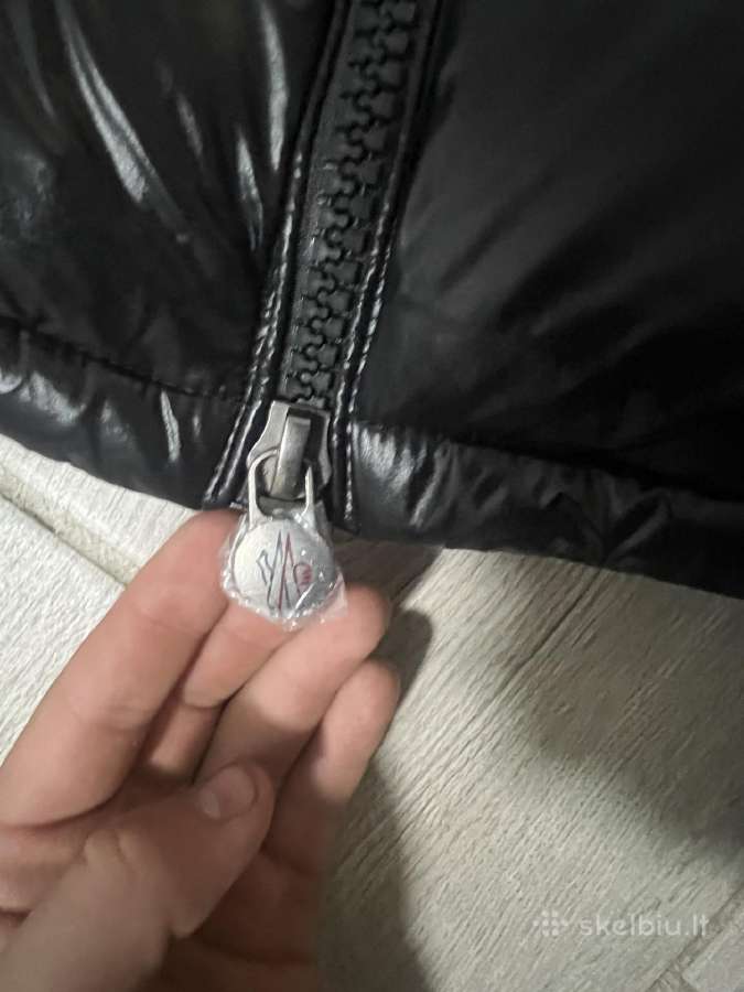 Moncler striuke - nuotraukos Nr. 6