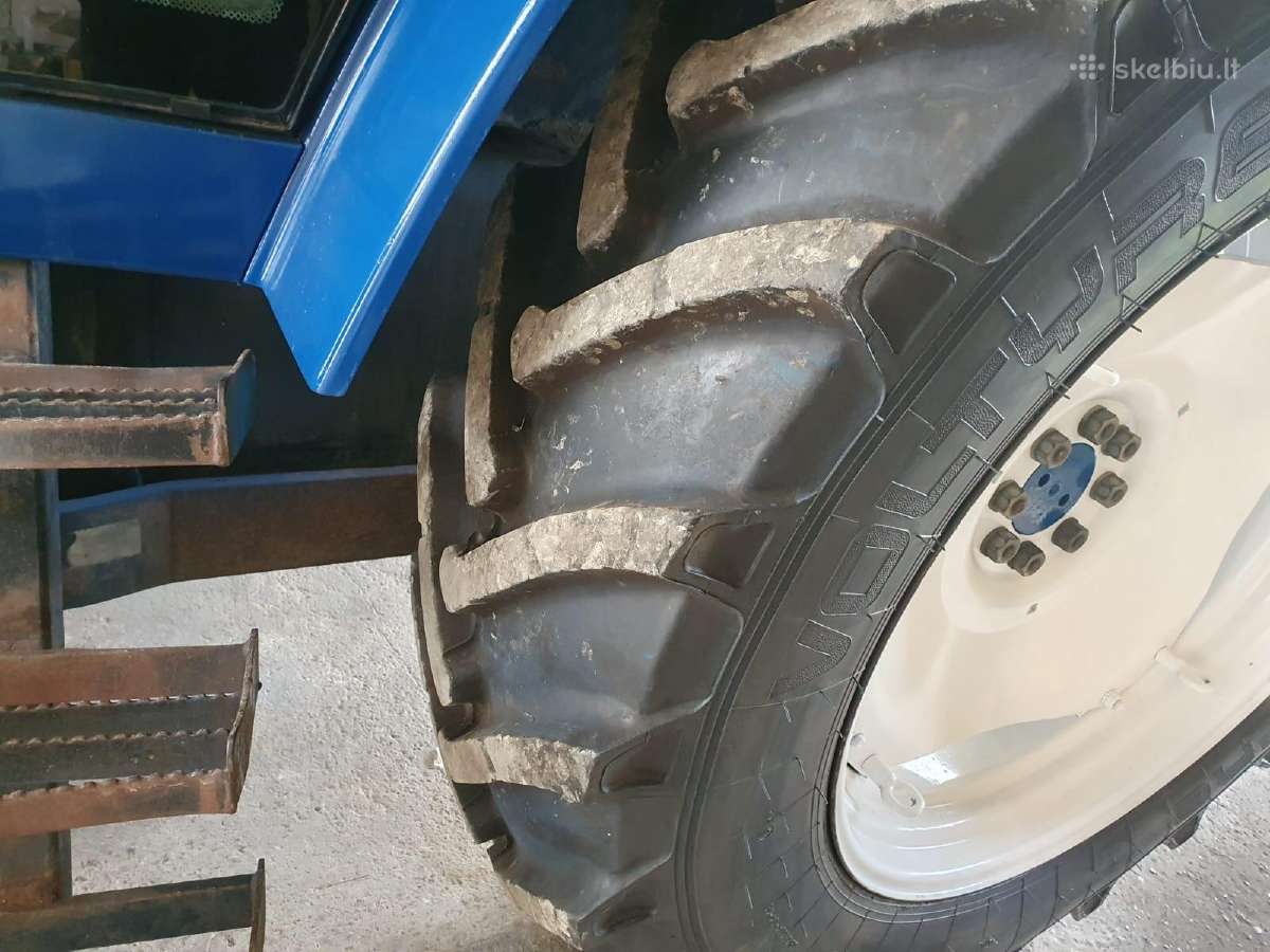 Traktorius Ford-new Holland 7740 - nuotraukos Nr. 4