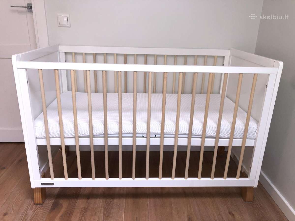 Kūdikio lovelė su orui pralaidžiu čiužiniu ir kt. - nuotraukos Nr. 2