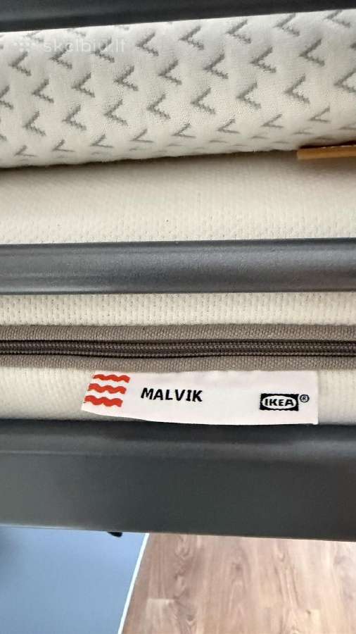Parduodama dviaukštė metalinė lova su stalu - nuotraukos Nr. 4