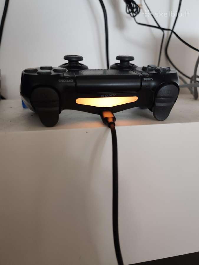 Playstation 4 pro 1 TB - nuotraukos Nr. 3