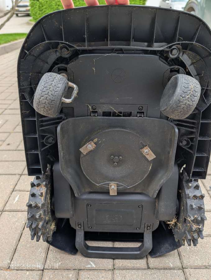 Naudotas belaidis vejos robotas Mova 1000 - nuotraukos Nr. 7
