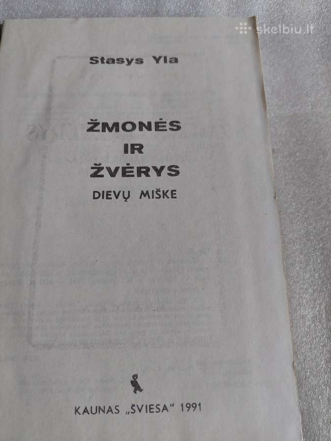 Žmonės ir žvėrys Dievų miške - nuotraukos Nr. 2