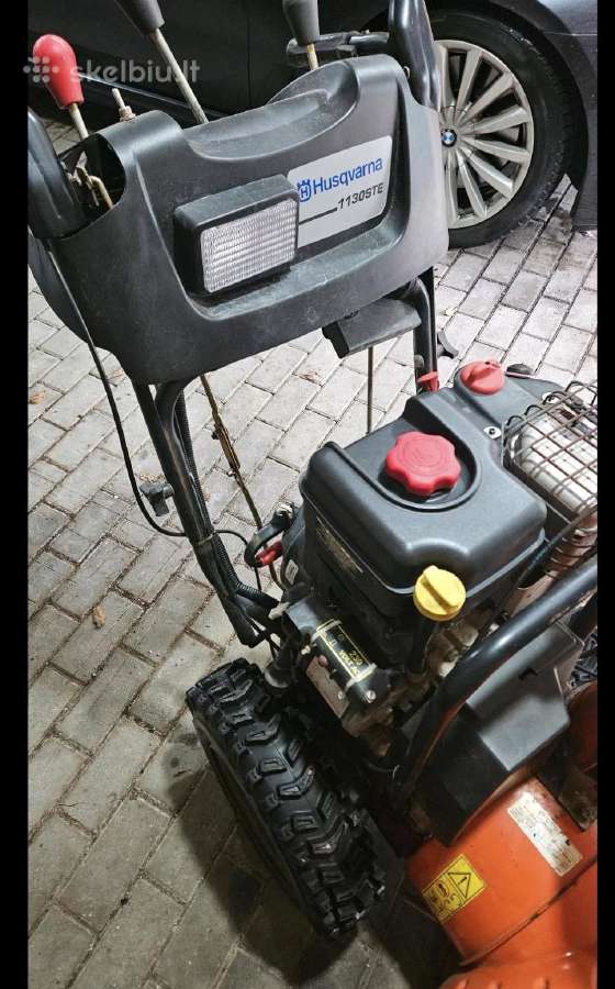 Sniego valytuvas Husqvarna - nuotraukos Nr. 3