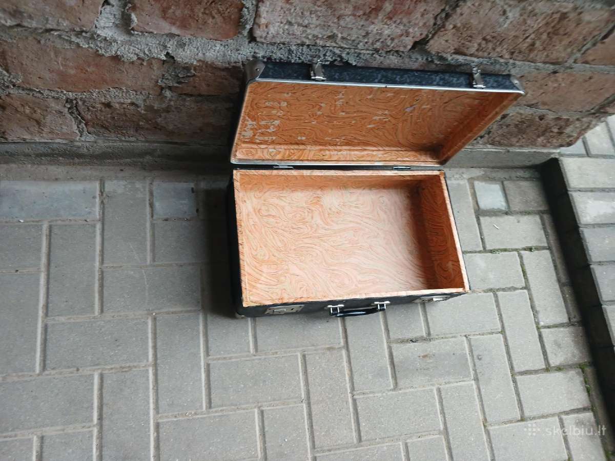 Čemodanas Ŕetro - nuotraukos Nr. 5
