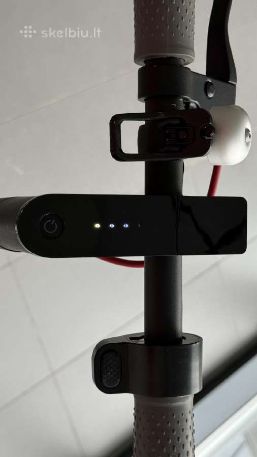 Elektrinis paspirtukas Xiaomi Mijia M365 - nuotraukos Nr. 8