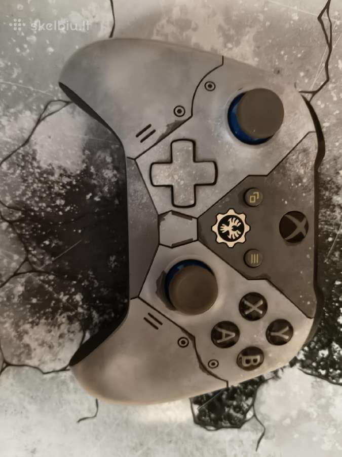 Xbox one x 1tb Gears 5 ed. + 2 pulteliai - nuotraukos Nr. 3
