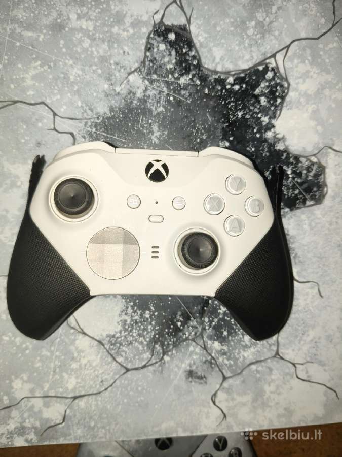 Xbox one x 1tb Gears 5 ed. + 2 pulteliai - nuotraukos Nr. 5