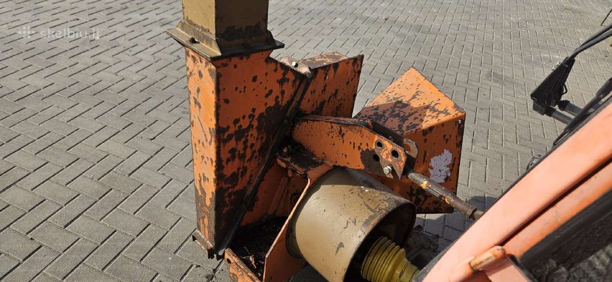 Šakų smulkintuvas ant mini traktoriaus - nuotraukos Nr. 6