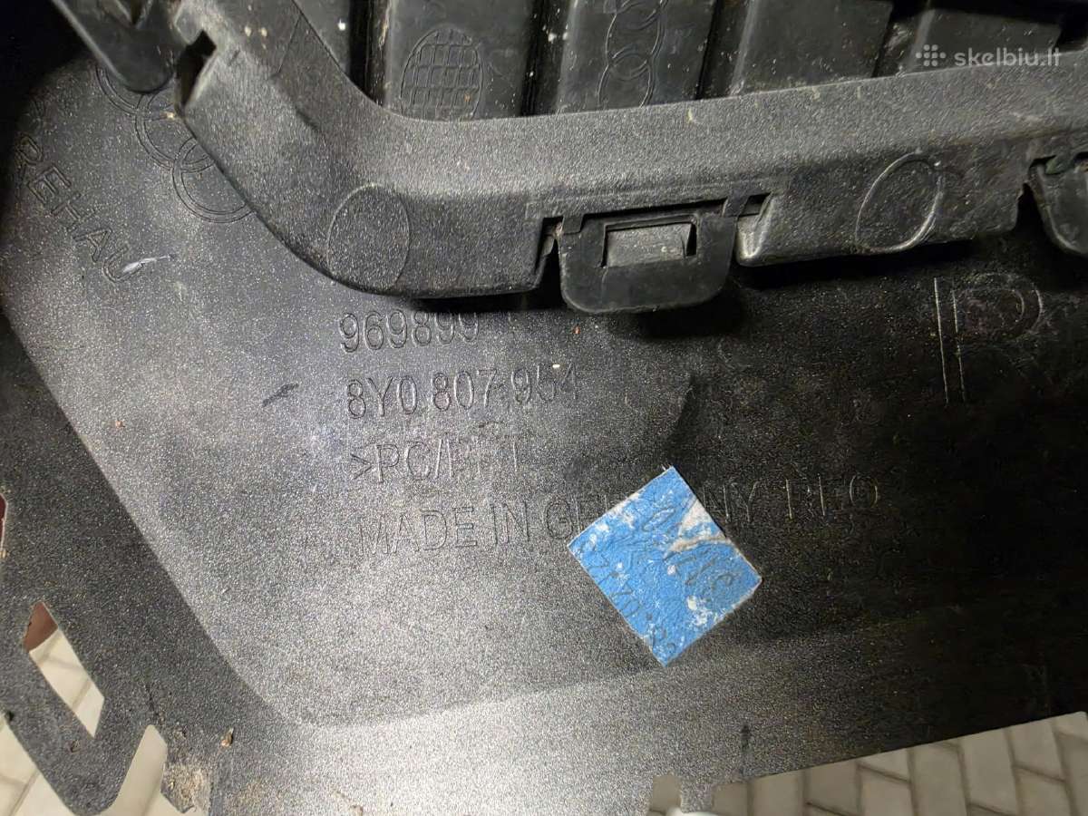 Audi A3 8y bamperio grotelės 8y0807953 8y0807954 - nuotraukos Nr. 2