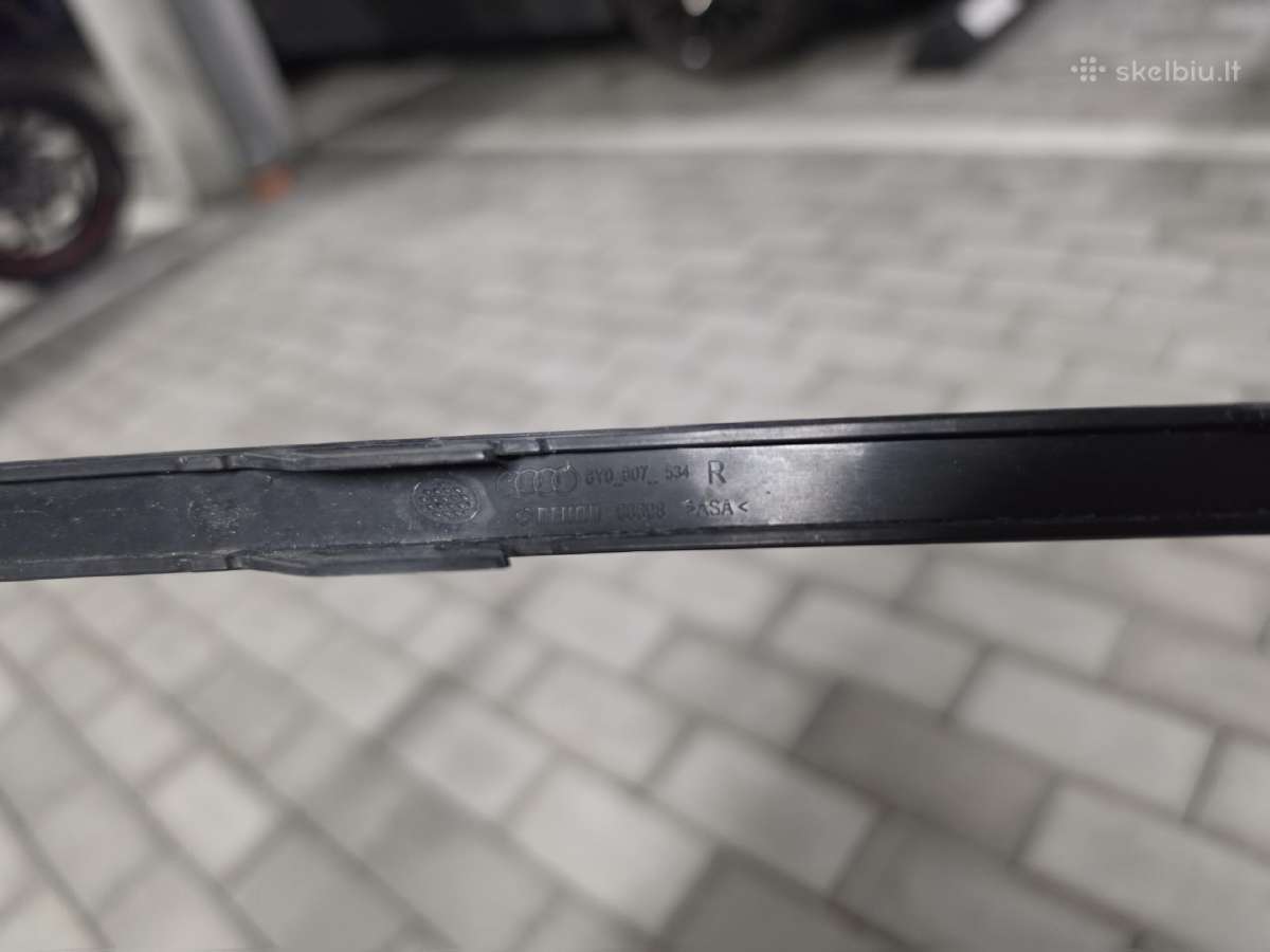 Originalūs Audi a3 ) priekinio bamperio moldingai - nuotraukos Nr. 2