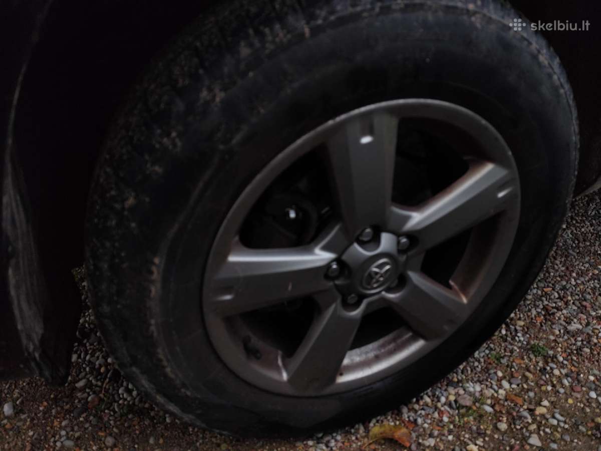 Toyota Rav4 - nuotraukos Nr. 2