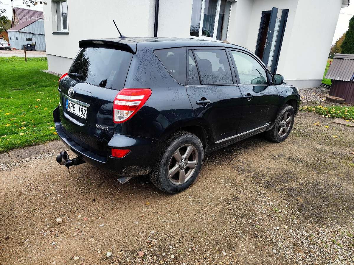 Toyota Rav4 - nuotraukos Nr. 14