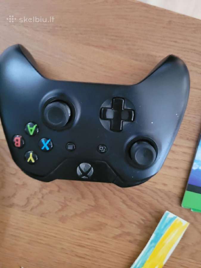 Xbox konsolė, su kinektu, pulteliais ir žaidimais - nuotraukos Nr. 13