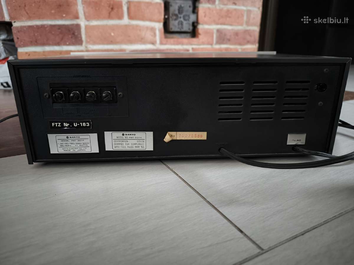 Fisher Fm-2310 , Sanyo Fmt-301 tiuneriai - nuotraukos Nr. 15