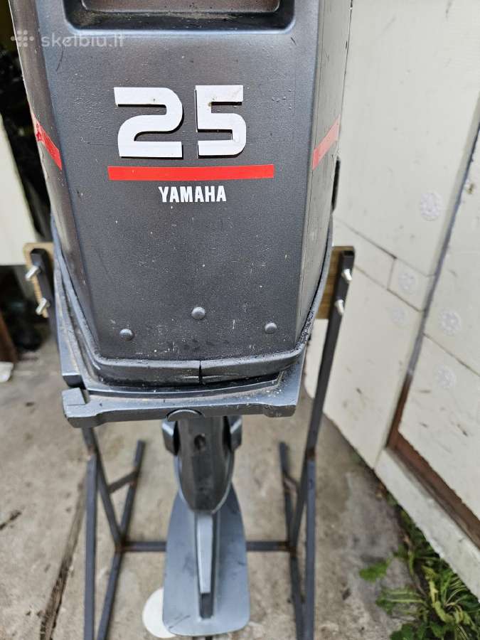Yamaha 25dm pakabinamas valties variklis El start - nuotraukos Nr. 9