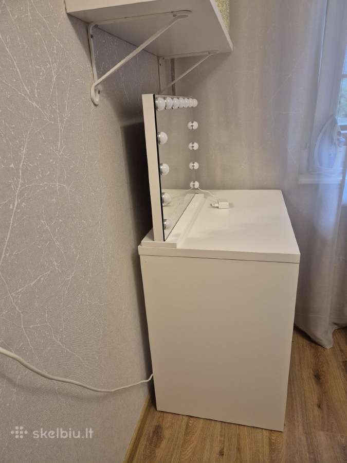 Kosmetinis staliukas su makiažo veidrodžiu - nuotraukos Nr. 2