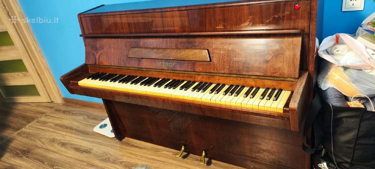 Kamerinis pianinas "Petrof" - nuotraukos Nr. 2