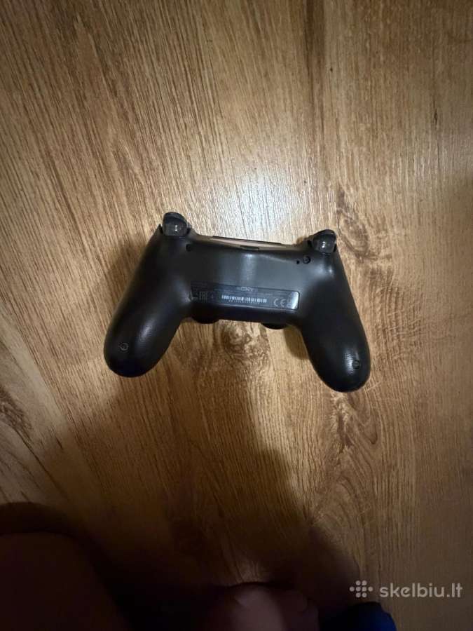 Playstation 4 pro 1tb + pultelis - nuotraukos Nr. 6