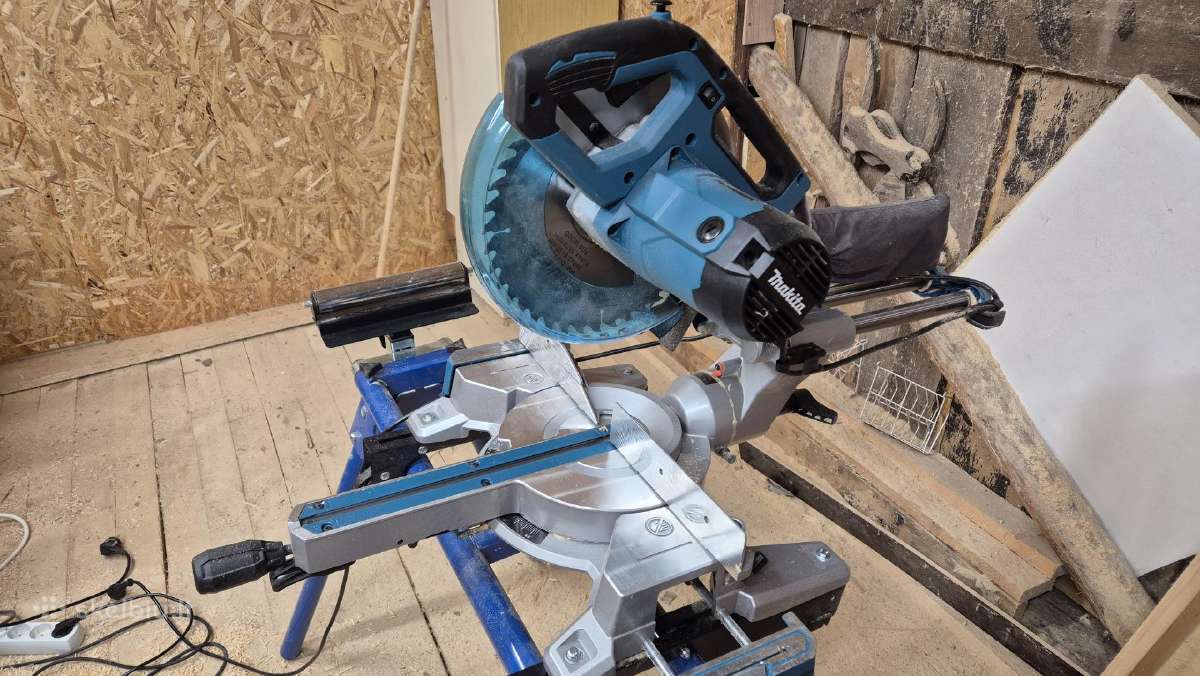 Medžio pjovimo staklės Makita Ls1110f - nuotraukos Nr. 4