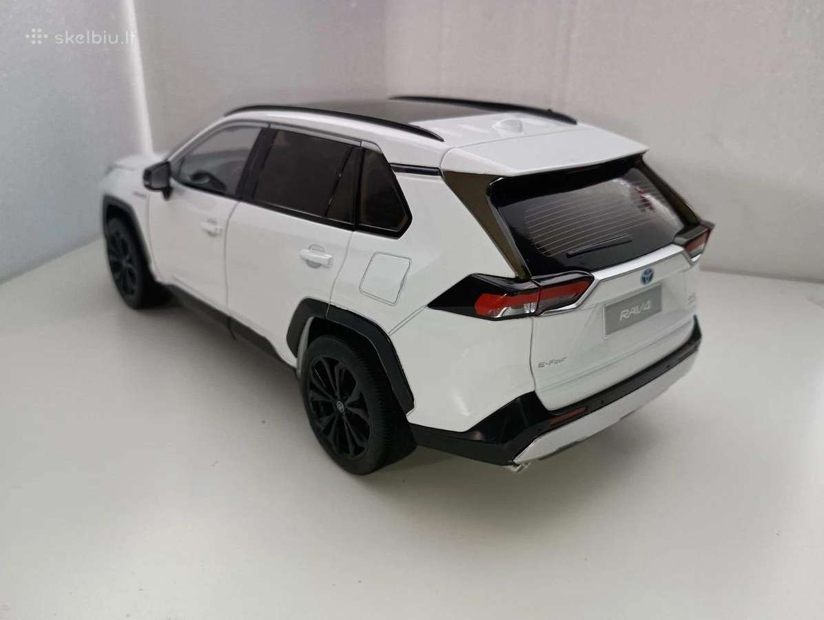 1:18 Toyota Rav4 - nuotraukos Nr. 3