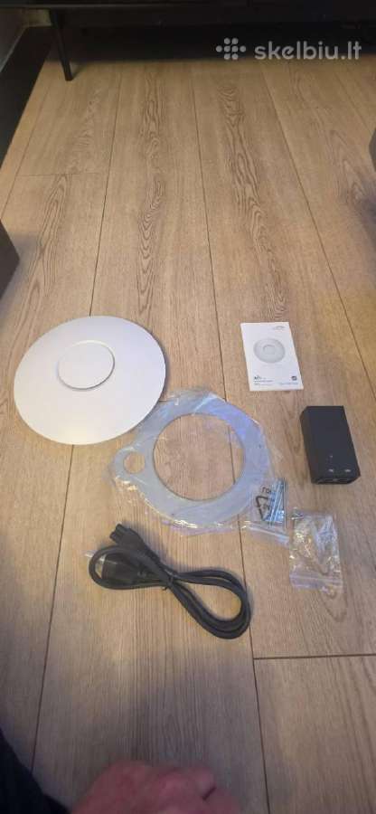 Ubiquiti Unifi Uap-lr Long Range su Poe injektoriu - nuotraukos Nr. 2