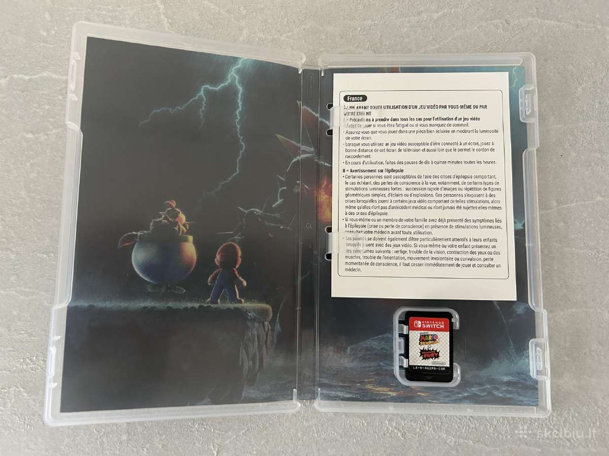 Nintendo Switch V2 Fortnite Edition + priedai - nuotraukos Nr. 9