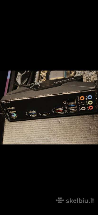 I7 10700kf su gigabyte z490 gaming x motinine - nuotraukos Nr. 3