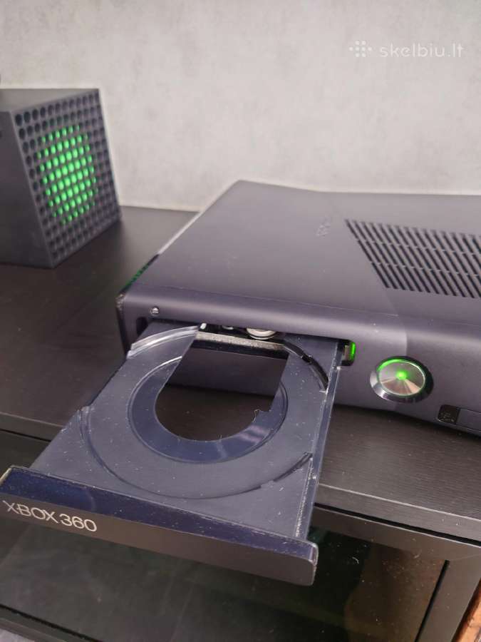 Xbox 360 Slim 240gb + Kinect - nuotraukos Nr. 2