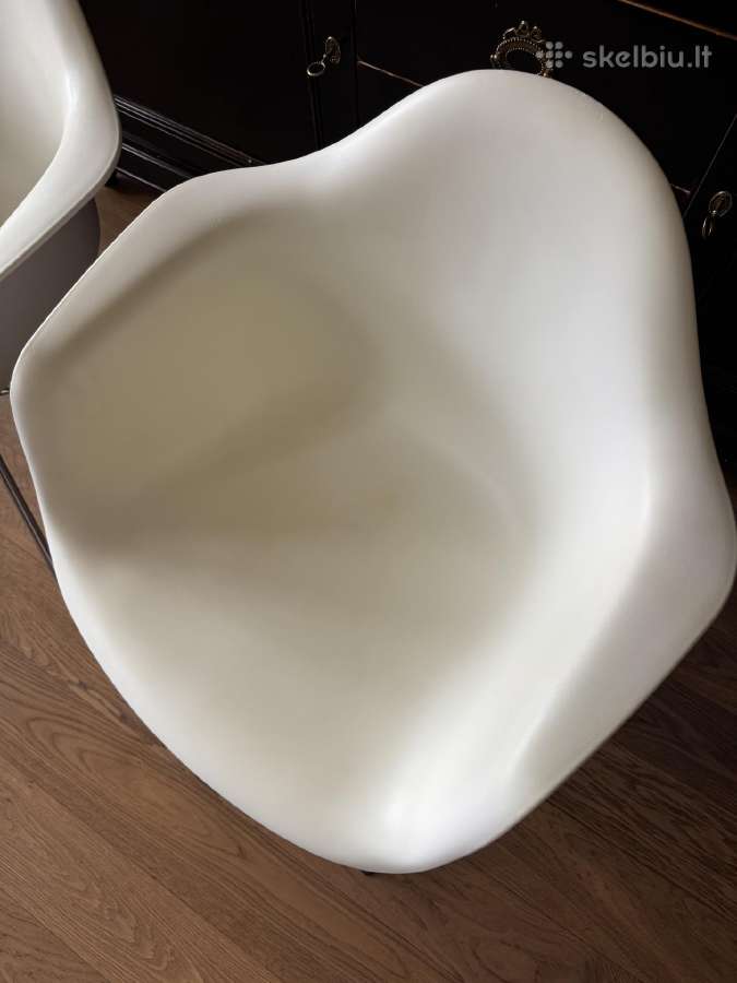 Vitra Eames Plastic Armchair - nuotraukos Nr. 4