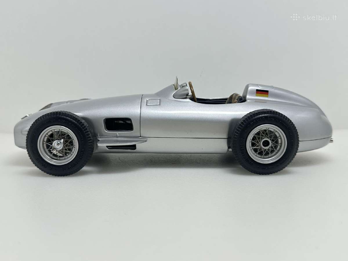 Mercedes-benz W196 1954 Silverarrow sidab 1:18 - nuotraukos Nr. 3