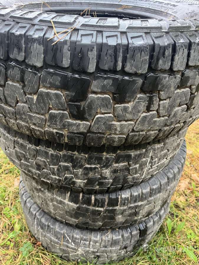 At padangos Pirelli scorpion 255/70/r16 - nuotraukos Nr. 2