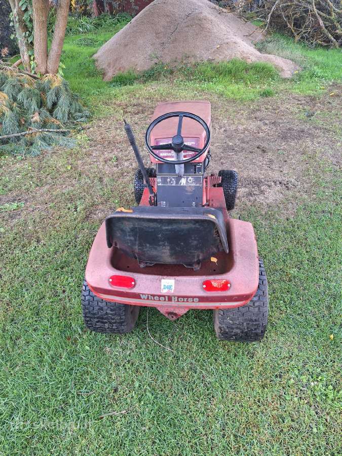 Toro Wheel Horse211-5 B&s 10hp Sodo traktoriukas - nuotraukos Nr. 6